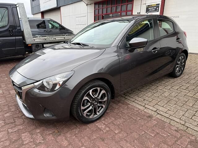 Occasion Mazda 2 75 PK (55 kW) 2018 Grijs (metallic) Hatchback