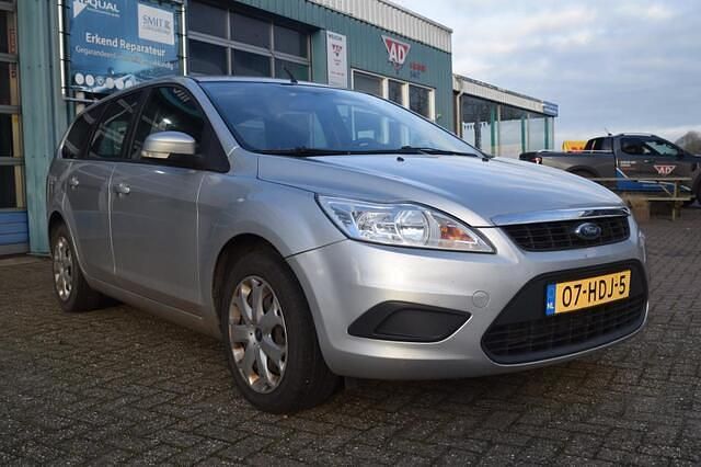 Occasion Ford Focus Trend 101 PK (74 kW) 2008 Grijs Stationwagen