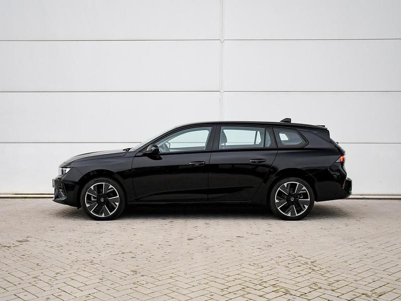 Nieuw Opel Astra Edition 114 kW (156 PK) 2025 Zwart Stationwagen