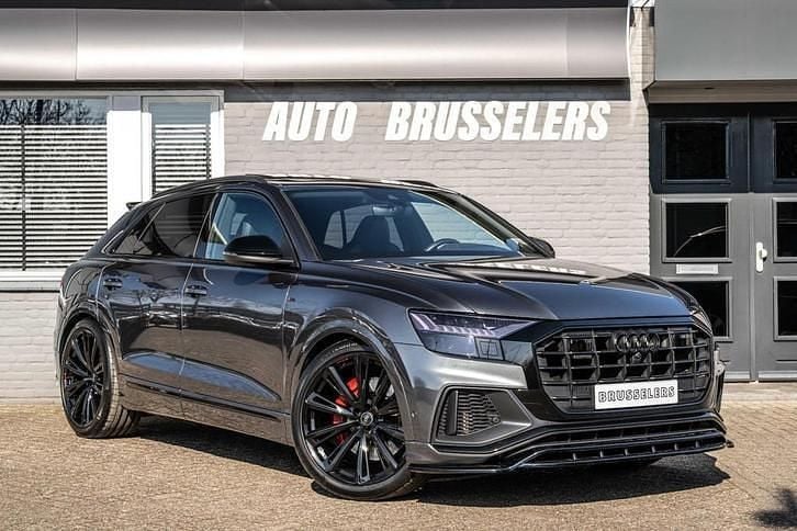 Grijs Occasion 2021 Audi SQ8 Competition SUV | € 61.895 - Afbeelding 1/4