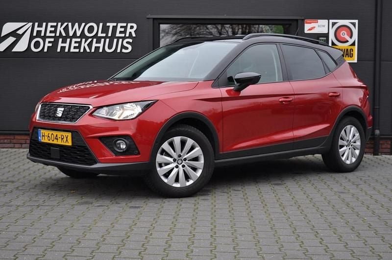 Rood Gebruikt 2020 Seat Arona Style SUV | € 15.950 (Eerlijke prijs) - Afbeelding 1/4