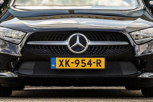 Occasion Mercedes A160 Advantage 109 PK (80 kW) 2019 Zwart Hatchback