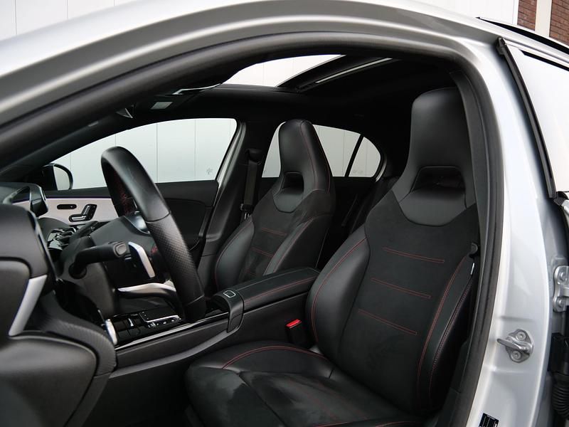 Occasion Mercedes A180 Business 136 PK (100 kW) 2021 Grijs (metallic) Hatchback