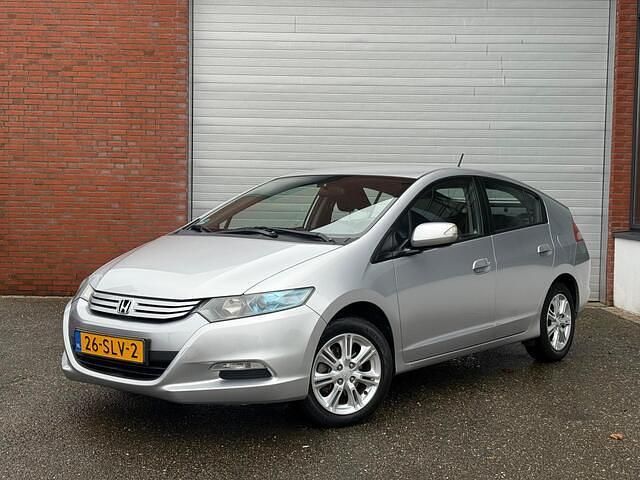 Grijs (metallic) Occasion 2011 Honda Insight Comfort Hatchback | € 6.399 (Eerlijke prijs) - Afbeelding 1/4