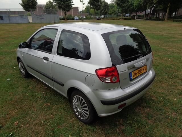 Occasion Hyundai Getz 63 PK (46 kW) 2005 Grijs Hatchback