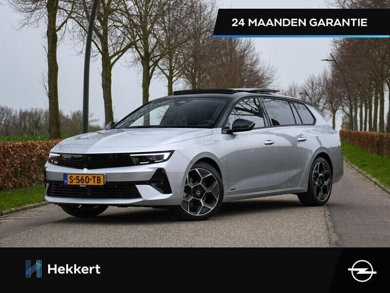 Grijs Gebruikt 2023 Opel Astra Ultimate Stationwagen | € 28.995 (Eerlijke prijs) - Afbeelding 1/4