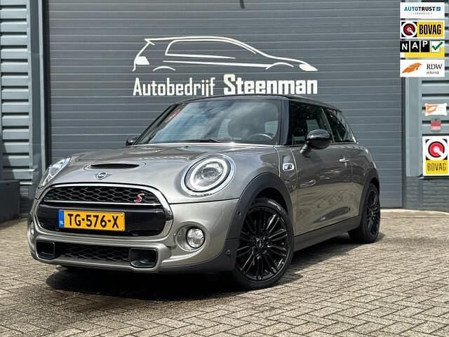 Occasion Mini Cooper S Chili 192 PK (141 kW) 2018 Grijs Hatchback