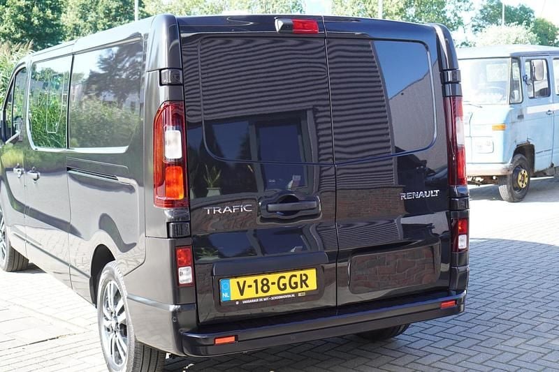 Occasion Renault Trafic 170 PK (125 kW) 2024 Zwart MPV