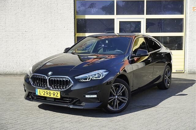 Zwart Gebruikt 2021 BMW 218 Coupé | € 19.950 (Super prijs) - Afbeelding 1/4