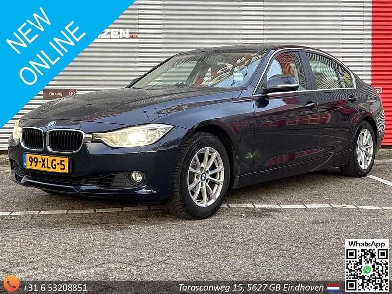 Blauw Gebruikt 2012 BMW 320 Executive Sedan | € 6.350 (Goede deal) - Afbeelding 1/4