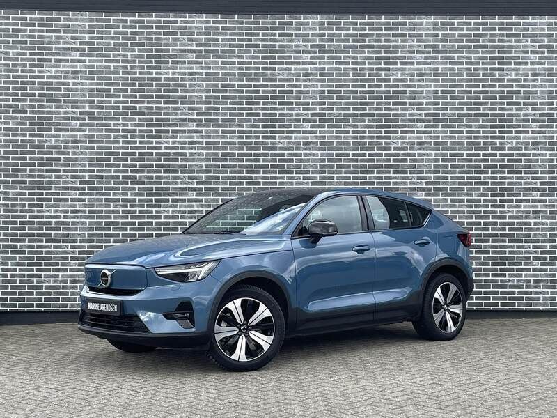 Blauw Gebruikt 2022 Volvo EC40 Ultimate SUV | € 31.399 (Eerlijke prijs) - Afbeelding 1/4