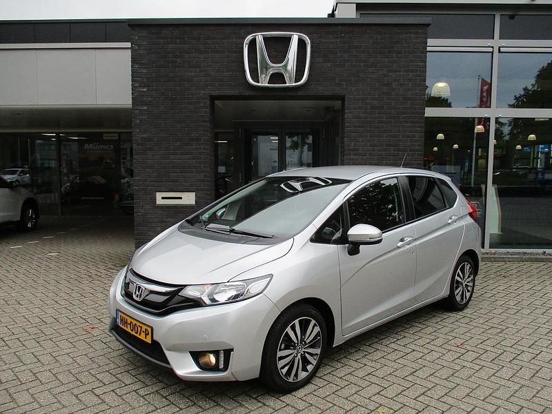 Grijs Gebruikt 2015 Honda Jazz Elegance Hatchback | € 12.950 (Iets duurder) - Afbeelding 1/4