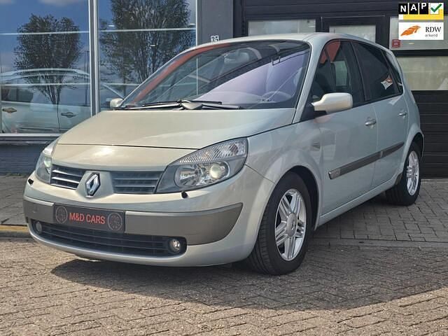 Grijs Gebruikt 2004 Renault Scénic II Luxe MPV | € 2.250 (Eerlijke prijs) - Afbeelding 1/4