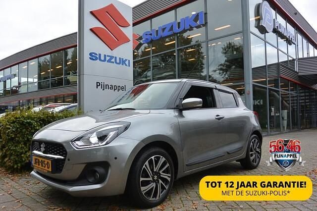 Grijs Gebruikt 2022 Suzuki Swift Style Hatchback | € 23.950 (Duur) - Afbeelding 1/4