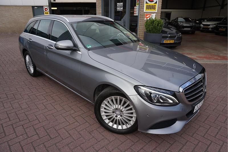 Grijs Gebruikt 2016 Mercedes C200 Exclusive Stationwagen | € 23.785 - Afbeelding 1/4