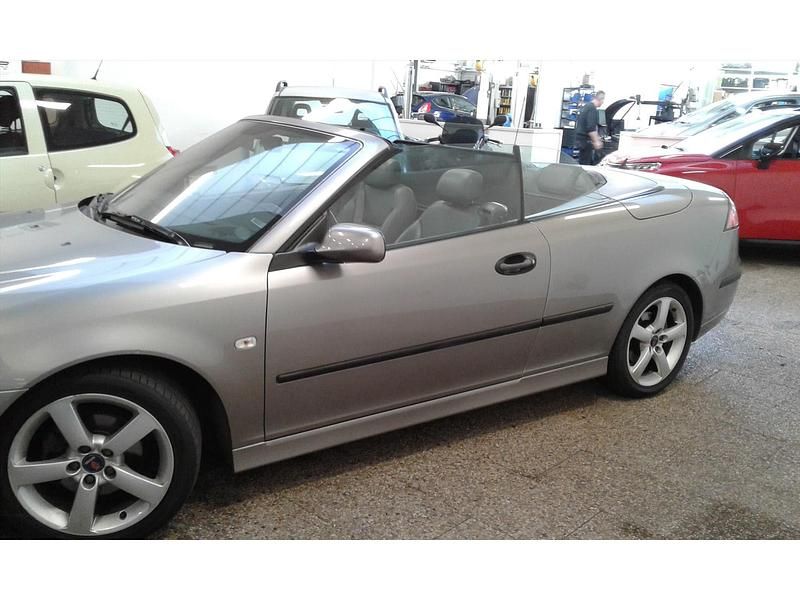 Occasion Saab 9-3 Cabriolet Vector 176 PK (129 kW) 2005 Grijs Cabriolet
