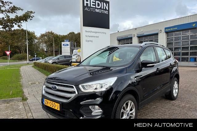 Zwart Gebruikt 2019 Ford Kuga Titanium SUV | € 17.450 (Eerlijke prijs) - Afbeelding 1/4