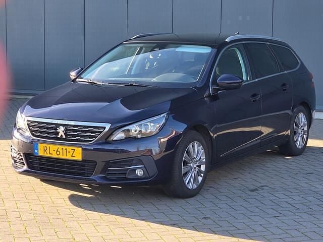 Blauw Gebruikt 2018 Peugeot 308 SW Premium Stationwagen | € 8.900 (Super prijs) - Afbeelding 1/3