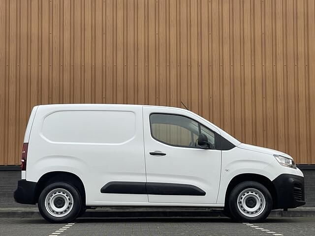 Occasion Citroën Berlingo Start 77 PK (56 kW) 2021 Wit MPV