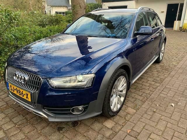 Blauw Gebruikt 2015 Audi A4 Allroad Proline Stationwagen | € 24.950 - Afbeelding 1/4