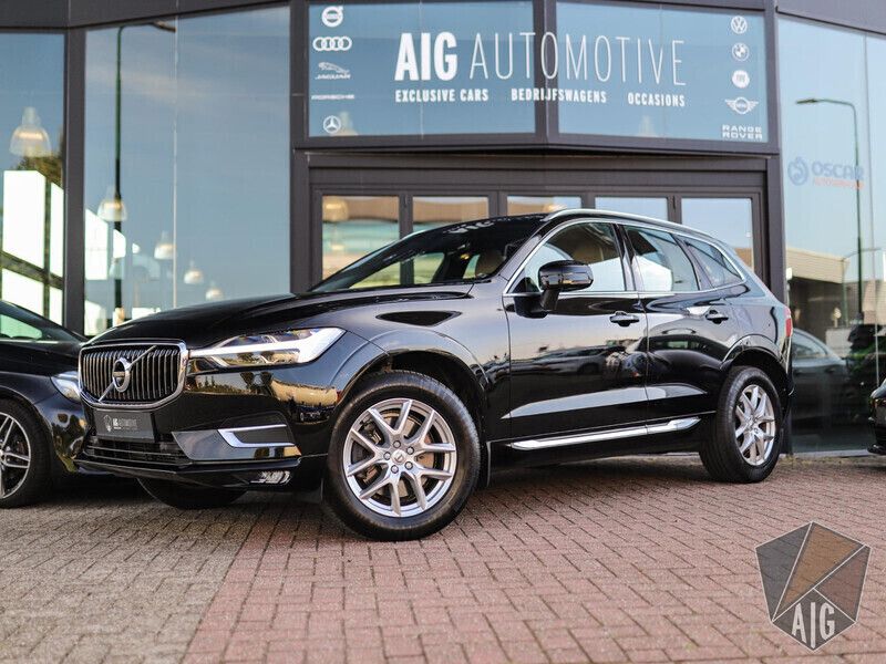 Zwart Gebruikt 2018 Volvo XC60 Inscription SUV | € 33.950 (Eerlijke prijs) - Afbeelding 1/4