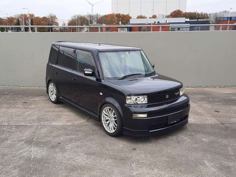 Zwart Gebruikt 2004 Toyota BB MPV | € 10.950 - Afbeelding 1/4