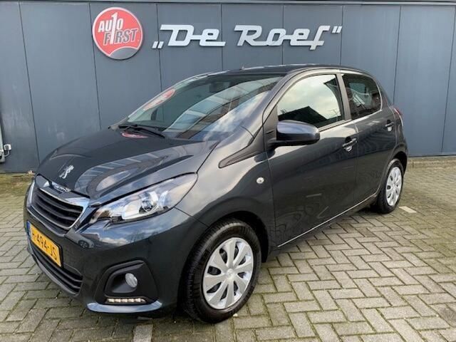 Grijs Gebruikt 2020 Peugeot 108 Active Hatchback | € 10.950 (Iets duurder) - Afbeelding 1/4