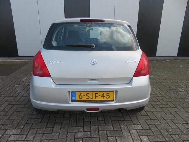 Afbeelding 4/4