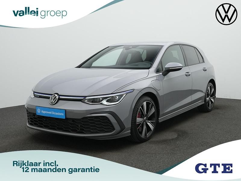 Grijs Occasion 2023 VW Golf VIII GTE Hatchback | € 24.400 (Goede deal) - Afbeelding 1/4