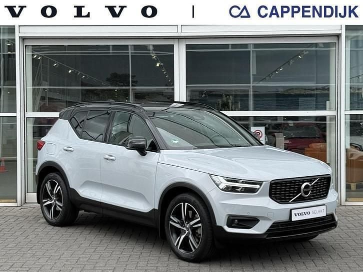 Gebruikt 2020 Volvo XC40 R-Design SUV | € 26.950 (Eerlijke prijs) - Afbeelding 1/4