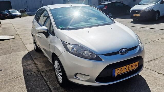 Occasion Ford Fiesta Limited 60 PK (44 kW) 2009 Grijs Hatchback