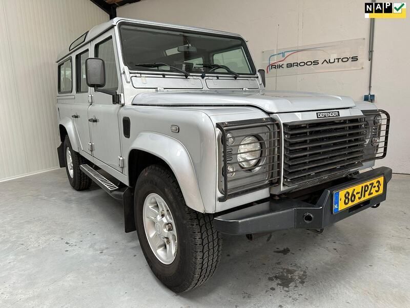 Grijs Gebruikt 2007 Land Rover Defender SE SUV | € 34.995 (Iets duurder) - Afbeelding 1/4