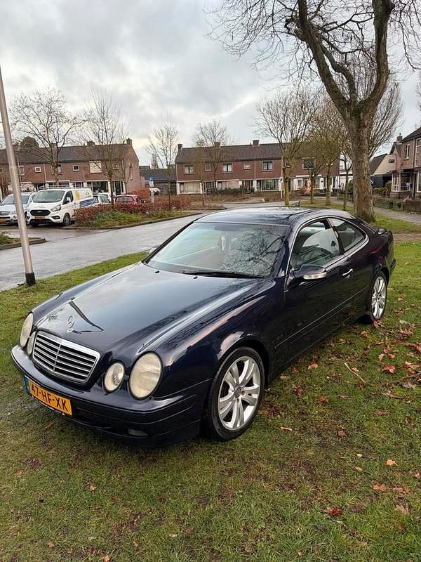 Gebruikt 2001 Mercedes CLK320 Elegance Coupé | € 1.599 (Super prijs) - Afbeelding 1/4