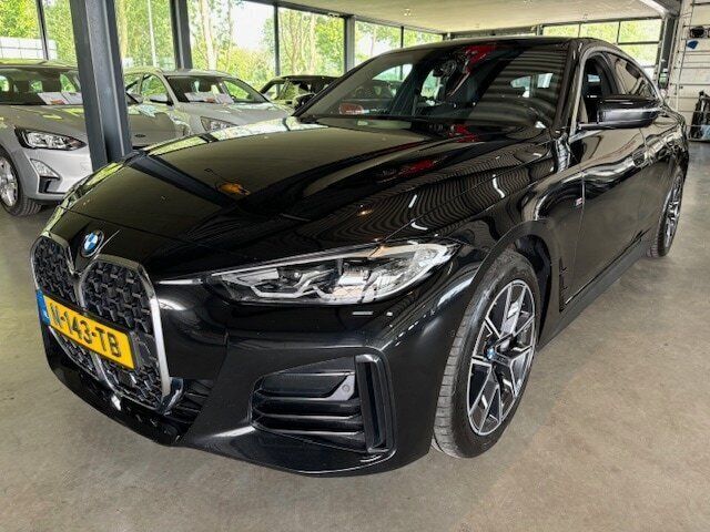 Zwart Gebruikt 2022 BMW 430 M Sport Coupé | € 39.995 (Super prijs) - Afbeelding 1/4