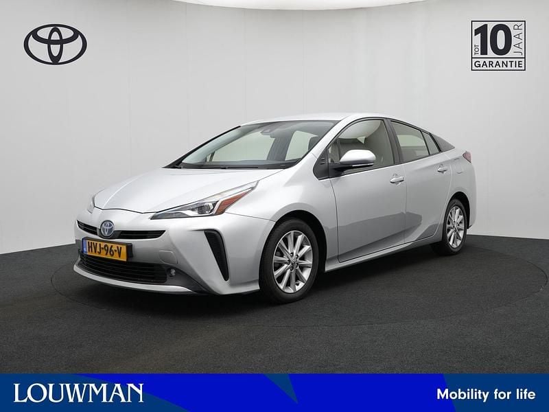 Grijs Occasion 2025 Toyota Prius Limited Hatchback | € 21.985 (Goede deal) - Afbeelding 1/4