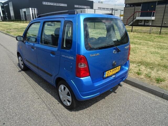 Occasion Suzuki Wagon R GLX 94 PK (69 kW) 2004 Blauw MPV