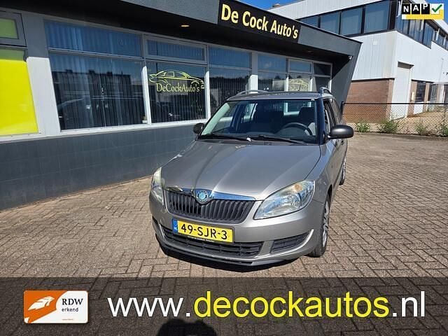 Grijs Gebruikt 2010 Skoda Fabia Comfort Stationwagen | € 2.440 (Goede deal) - Afbeelding 1/4