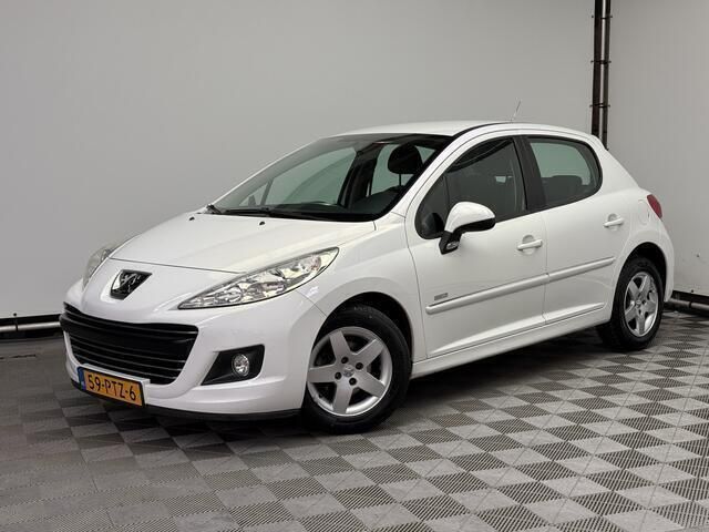 Wit Gebruikt 2011 Peugeot 207 Hatchback | € 4.675 (Iets duurder) - Afbeelding 1/4