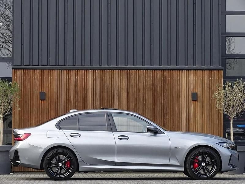 Occasion BMW 330 M Sport 293 PK (215 kW) 2022 Grijs Sedan