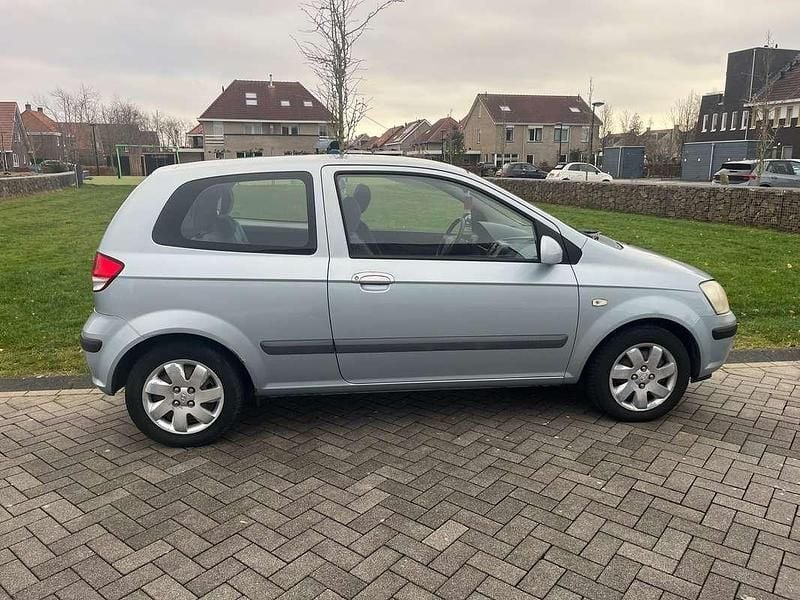 Blauw Occasion 2005 Hyundai Getz GLS Hatchback | € 1.300 (Eerlijke prijs) - Afbeelding 1/4