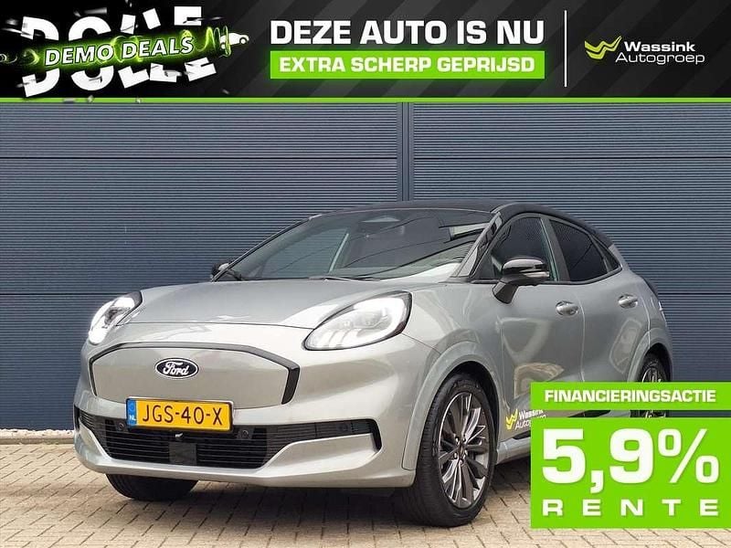 Grijs (metallic) Occasion 2025 Ford Puma Gen-E Premium SUV | € 32.990 - Afbeelding 1/3