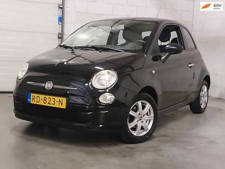 Zwart (metallic) Gebruikt 2011 Fiat 500 Pop Hatchback | € 2.995 (Eerlijke prijs) - Afbeelding 1/4