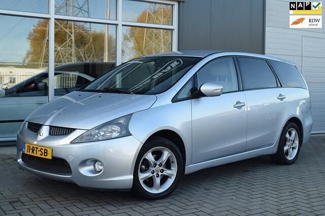 Grijs Gebruikt 2005 Mitsubishi Grandis Intense MPV | € 3.999 (Eerlijke prijs) - Afbeelding 1/4