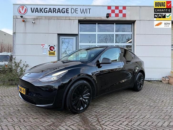 Zwart Occasion 2022 Tesla Model Y RWD SUV | € 25.999 (Eerlijke prijs) - Afbeelding 1/4