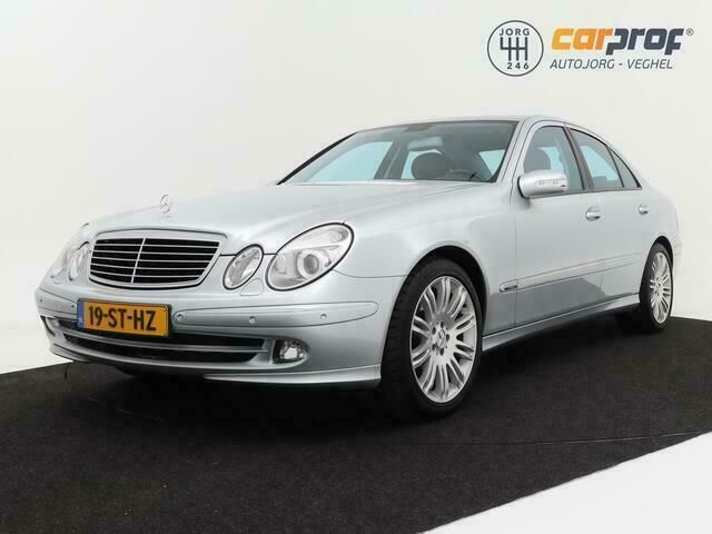 Grijs Occasion 2006 Mercedes E280 Avantgarde Sedan | € 19.995 - Afbeelding 1/4