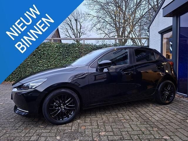 Zwart Gebruikt 2022 Mazda 2 Sportive Hatchback | € 14.950 (Goede deal) - Afbeelding 1/4