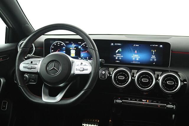 Occasion Mercedes A180 Business 136 PK (100 kW) 2019 Wit Sedan