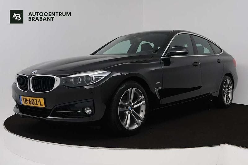 Zwart Gebruikt 2018 BMW 320 Gran Turismo Executive Hatchback | € 18.945 (Goede deal) - Afbeelding 1/4