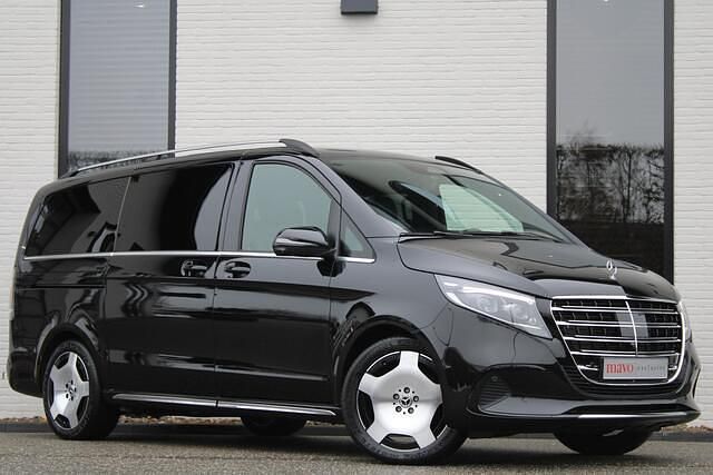 Occasion Mercedes V300 Exclusive 241 PK (177 kW) 2024 Zwart (metallic) MPV
