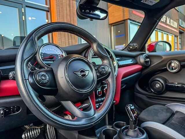 Occasion Mini John Cooper Works Chili 231 PK (169 kW) 2019 Grijs (metallic) Hatchback